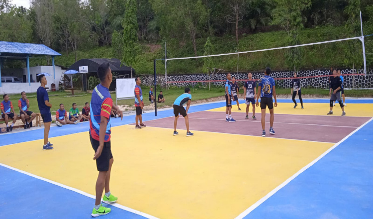 Tingkatkan Kekompakan, Olahraga Jadi Pilihan Kodim 0909/Kutai Timur dan Lanal Sangatta