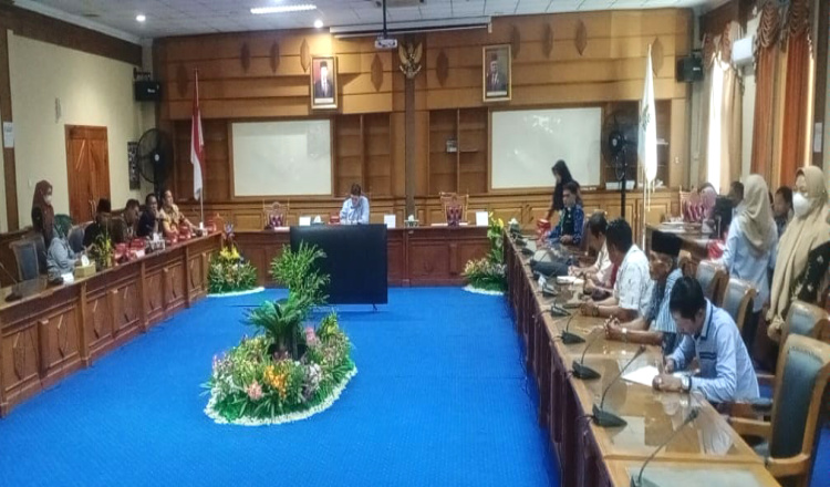 Hearing dengan PT SKMA, DPRD Kutim Minta Perusahaan Serius