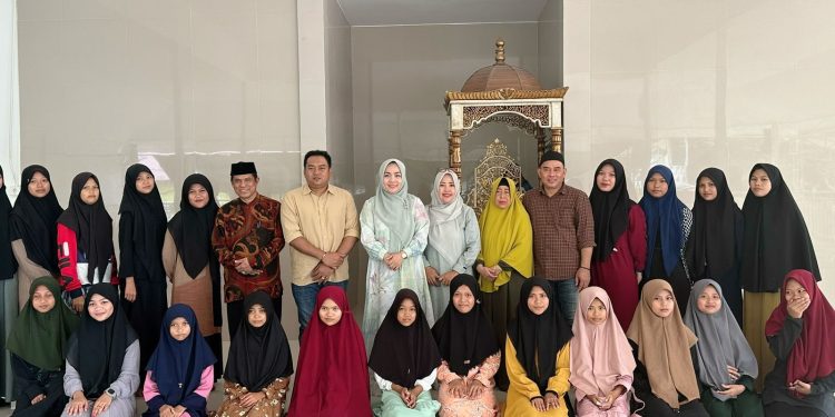Wakil Ketua DPRD I Kutim, Beri Bantuan Renovasi Pondok Pesantren (Ponpes) Ibsil Qur’an